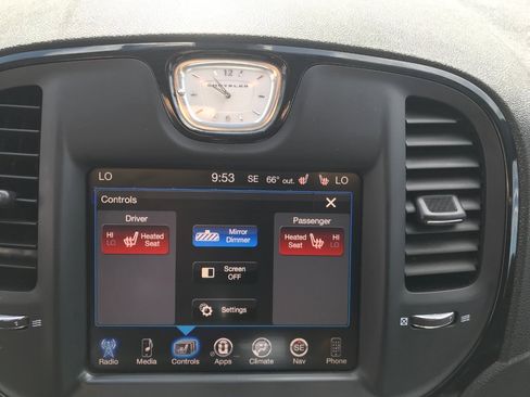 Used 2016 Chrysler 300 S w/ 300S Premium Group AWD/4WD image 8