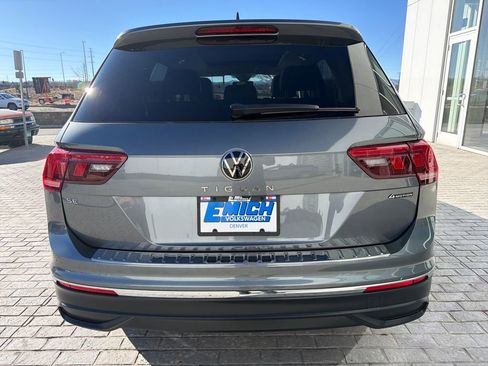 Certified 2023 Volkswagen Tiguan SE w/ Panoramic Sunroof Package image 6