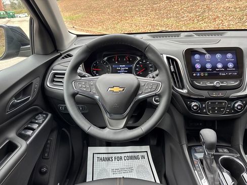 Used 2024 Chevrolet Equinox Premier image 16
