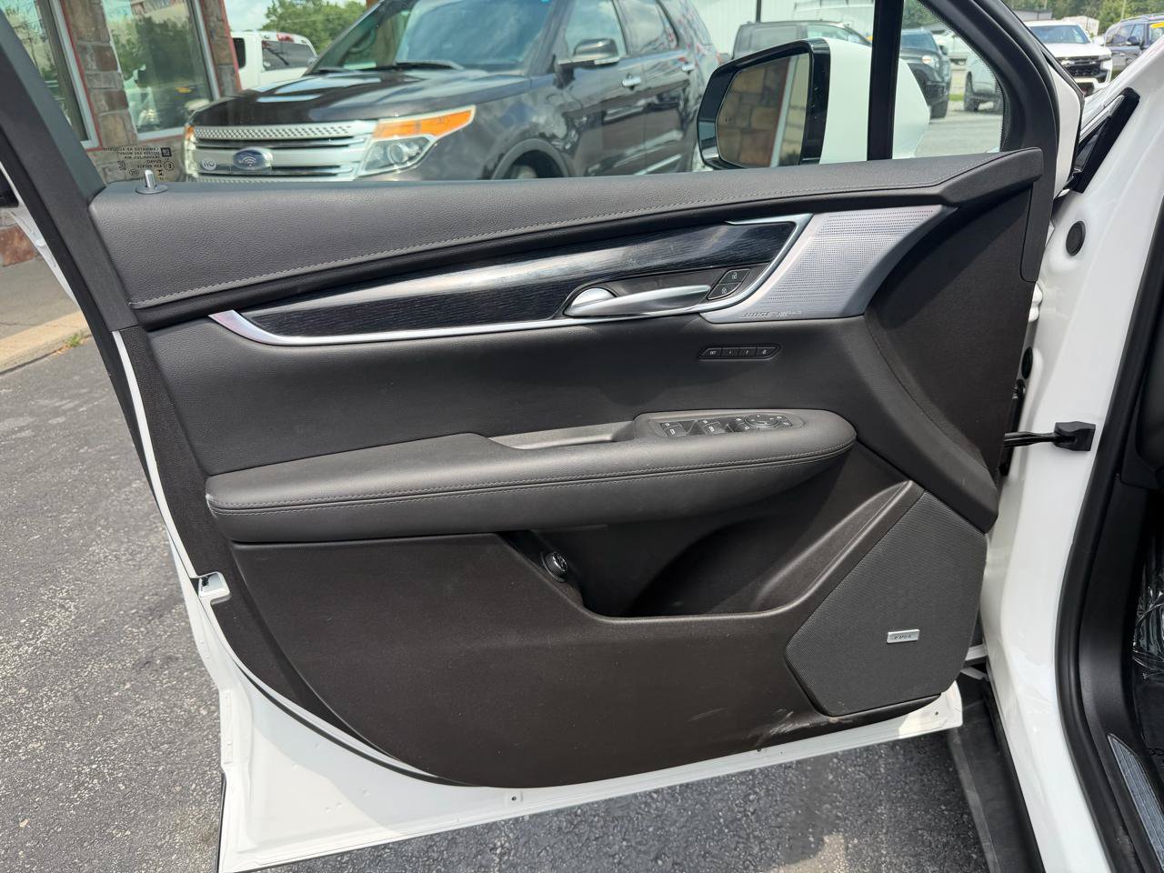 Used 2024 Cadillac XT5 Premium Luxury AWD/4WD image 13