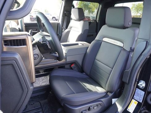 New 2025 GMC Hummer EV 3X image 13