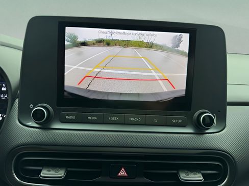 Used 2023 Hyundai Kona SEL image 16