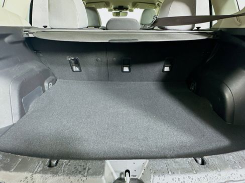 Used 2018 Subaru Crosstrek 2.0i Premium w/ Eyesight System image 27