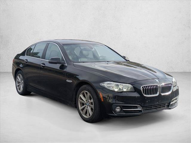 Used 2015 BMW 528i xDrive Sedan AWD/4WD image 3