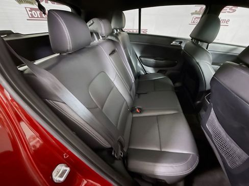 Used 2022 Kia Sportage Nightfall Edition AWD/4WD image 30
