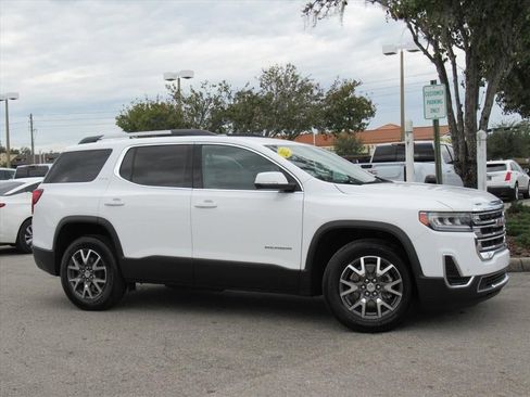 Used 2021 GMC Acadia SLE w/ Driver Convenience Package image 2