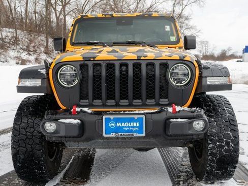 Used 2021 Jeep Gladiator Rubicon w/ Dual Top Group AWD/4WD image 3