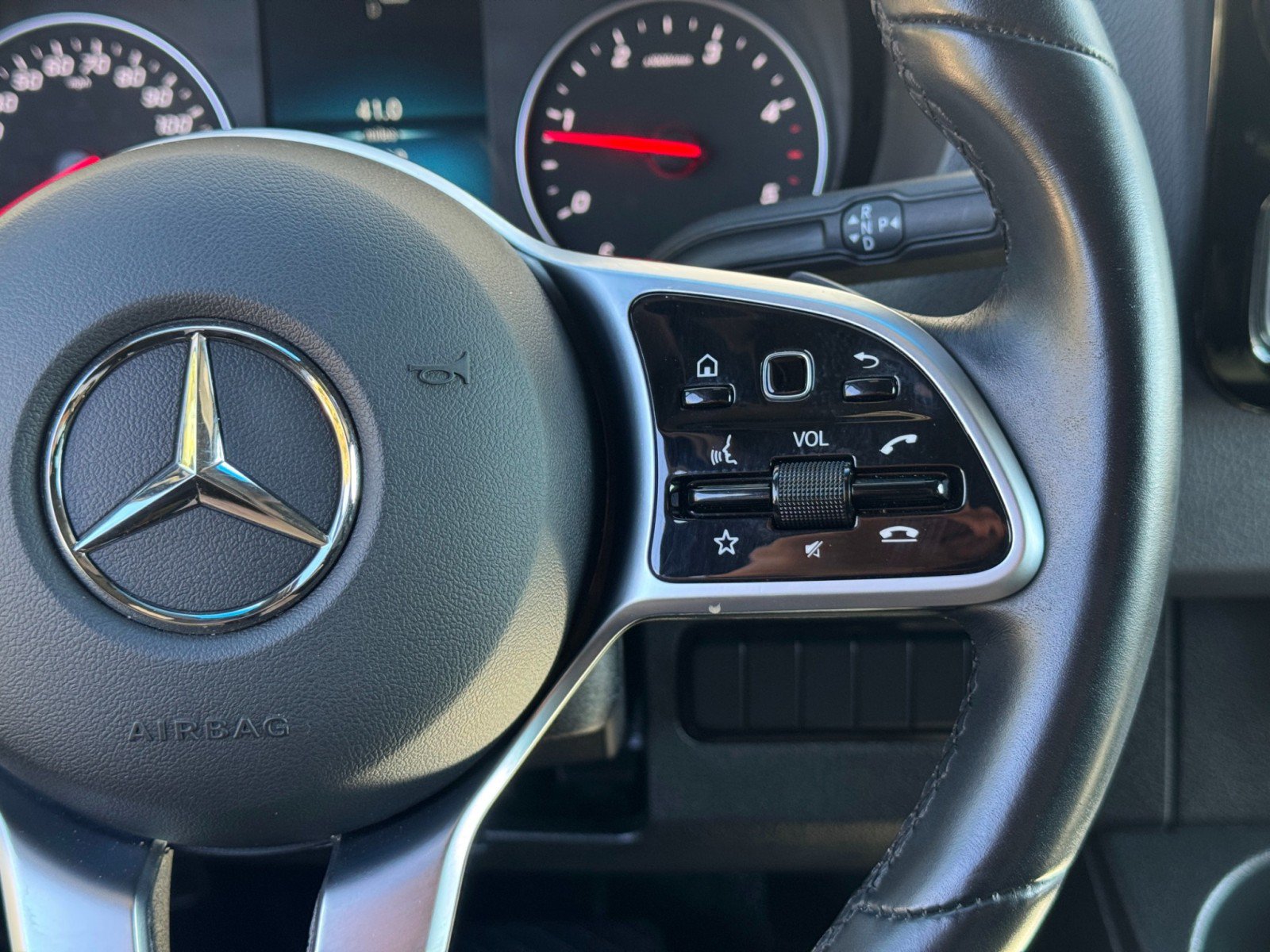 Used 2023 Mercedes-Benz Sprinter 2500 image 21