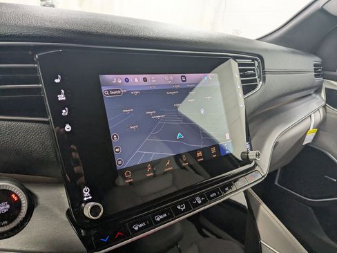 New 2025 Jeep Wagoneer Series II w/ Convenience Group I image 13