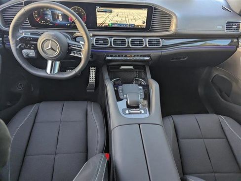 New 2026 Mercedes-Benz GLS 580 4MATIC image 14