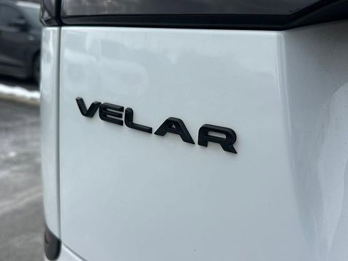 Used 2023 Land Rover Range Rover Velar R-Dynamic S image 12