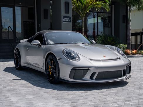 Used 2019 Porsche 911 Speedster RWD image 75