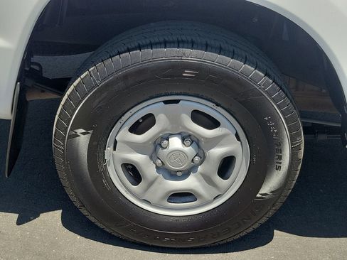 Used 2014 Toyota Tacoma 2WD Access Cab w/ SR5 Package image 6