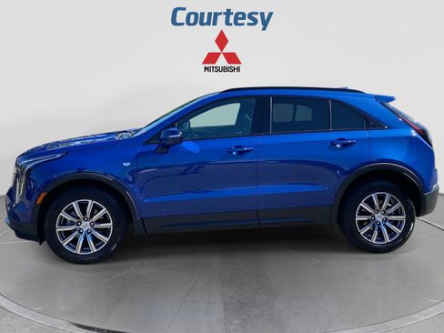 Used 2023 Cadillac XT4 Sport AWD/4WD image 2