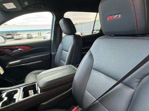 New 2026 Chevrolet Traverse Z71 w/ Enhanced Driving Package image 12