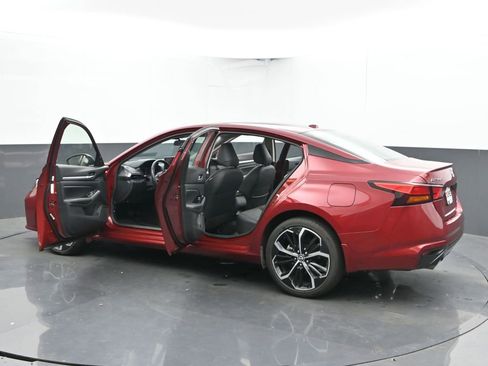 Used 2024 Nissan Altima 2.5 SR w/ SR Premium Package image 58