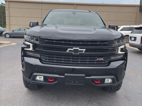 Used 2022 Chevrolet Silverado 1500 LT Trail Boss w/ Safety Package AWD/4WD image 2