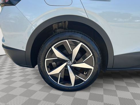 Used 2023 Volkswagen ID.4 Pro S AWD/4WD image 11