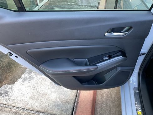 New 2025 Nissan Altima 2.5 SR image 15