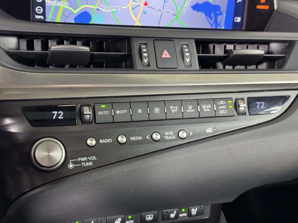 Used 2021 Lexus ES 300h w/ Accessory Package 2 FWD image 27