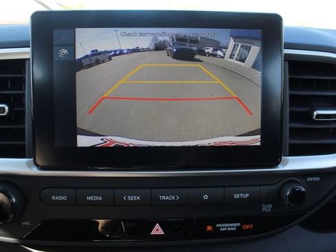 New 2026 Hyundai Venue SEL image 18