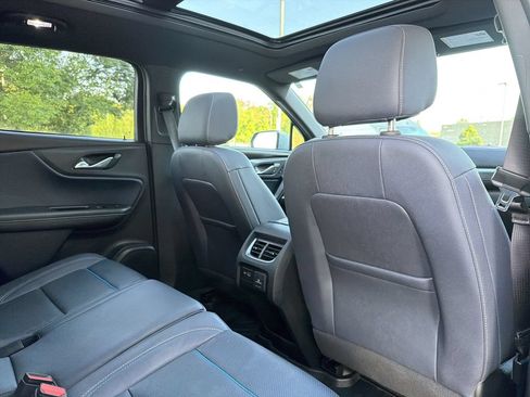 Used 2023 Chevrolet Blazer RS w/ Driver Confidence II Package AWD/4WD image 16
