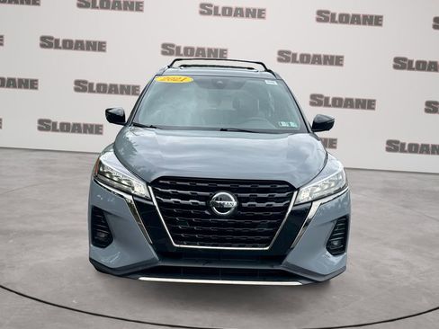 Used 2021 Nissan Kicks SR w/ SR Premium Package FWD image 8