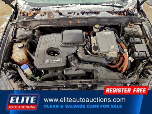 Used 2017 Ford Fusion SE image 21