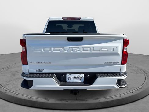 Certified 2024 Chevrolet Silverado 1500 Custom image 8