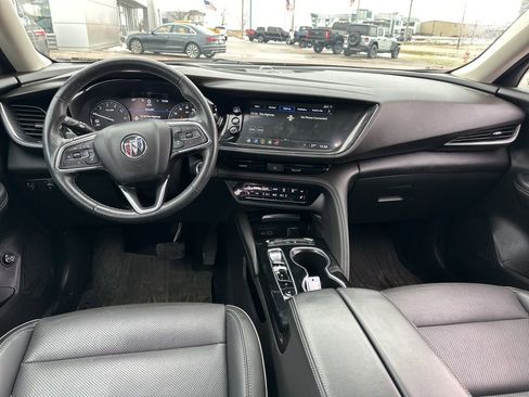 Used 2023 Buick Envision Essence image 24