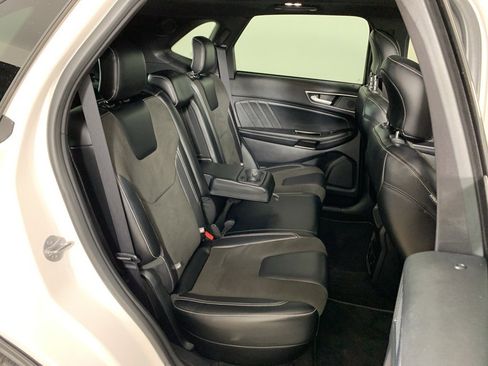 Used 2019 Ford Edge ST w/ Convenience Package image 36
