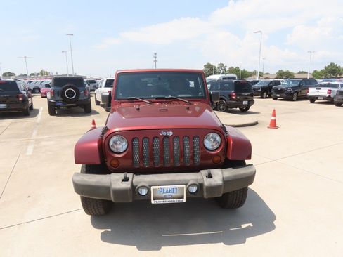 Used 2008 Jeep Wrangler Unlimited Sahara w/ Trailer Tow Group AWD/4WD image 5