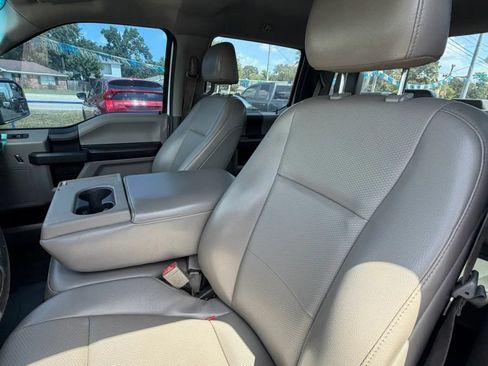 Used 2018 Ford F150 XL w/ Equipment Group 101A Mid AWD/4WD image 12