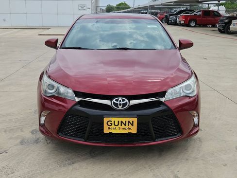 Used 2017 Toyota Camry XSE image 8