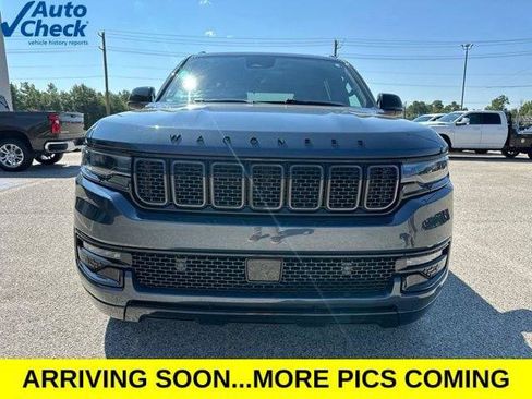 Certified 2024 Jeep Wagoneer Series II AWD/4WD image 2