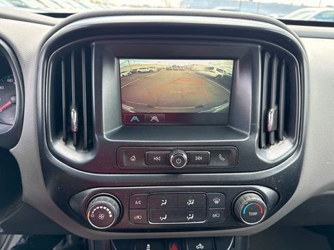 Used 2018 Chevrolet Colorado W/T RWD image 15
