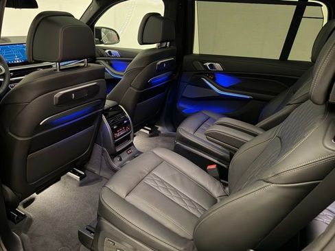 Used 2026 BMW X7 M60i AWD/4WD image 25