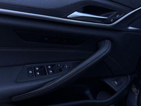 Used 2023 BMW 540i xDrive w/ M Sport Package image 15