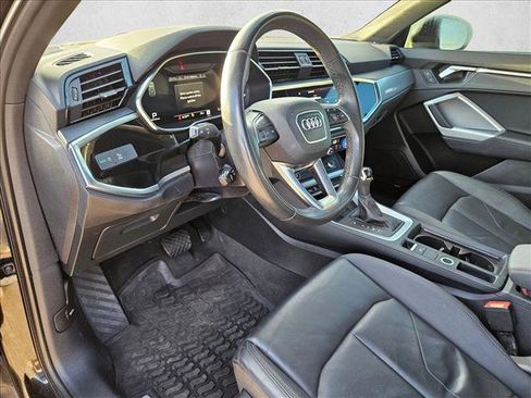 Used 2023 Audi Q3 2.0T Premium Plus w/ Premium Plus Package image 10