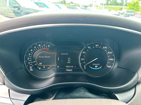 Used 2018 Lincoln MKC Premiere FWD image 12