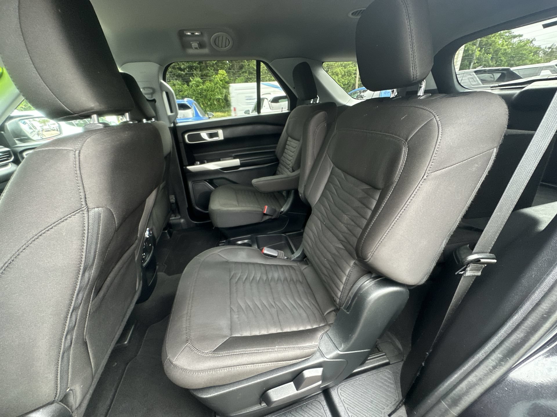 Used 2021 Ford Explorer XLT RWD image 18