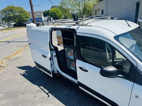 Used 2020 Ford Transit Connect XL image 14