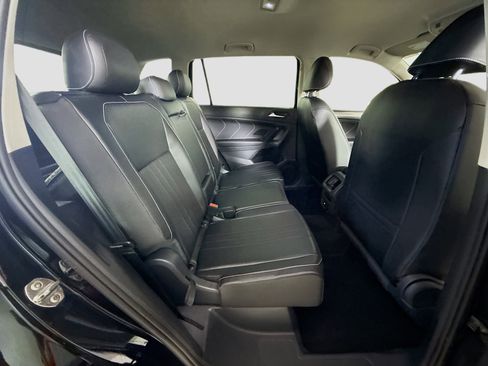 Used 2022 Volkswagen Tiguan SE FWD image 27