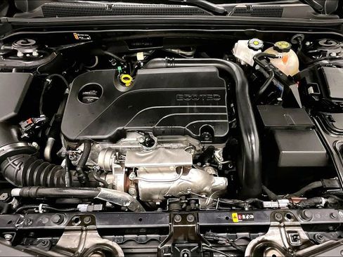 Used 2023 Chevrolet Malibu LT image 30