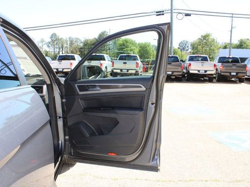 Used 2019 Volkswagen Atlas SE FWD image 29