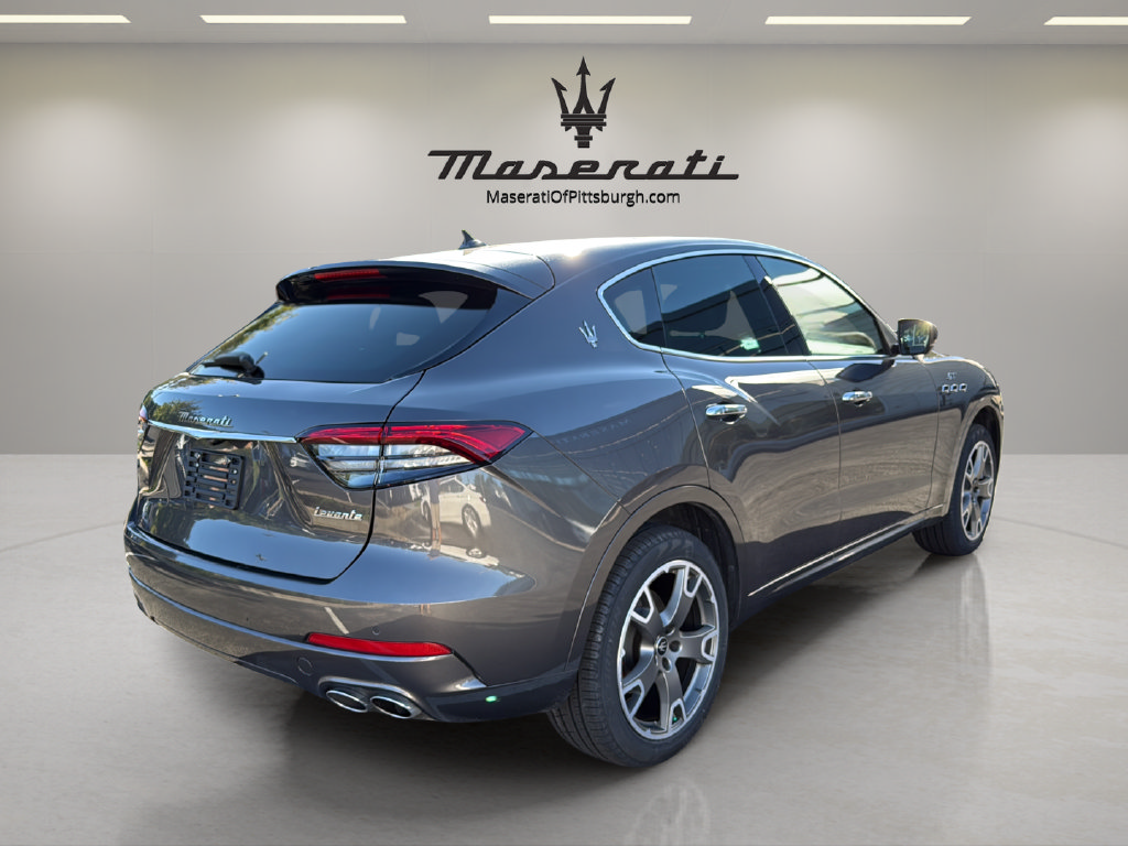 Certified 2023 Maserati Levante GT AWD/4WD image 5