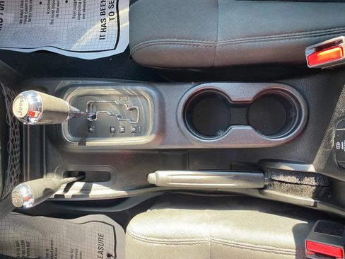 Used 2012 Jeep Wrangler Unlimited Sahara w/ Connectivity Group image 16