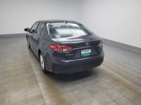 Used 2024 Toyota Corolla LE w/ LE Convenience Package FWD image 5