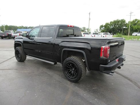 Used 2018 GMC Sierra 1500 Denali w/ Denali Ultimate Package AWD/4WD image 10