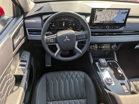 New 2025 Mitsubishi Outlander SEL image 27